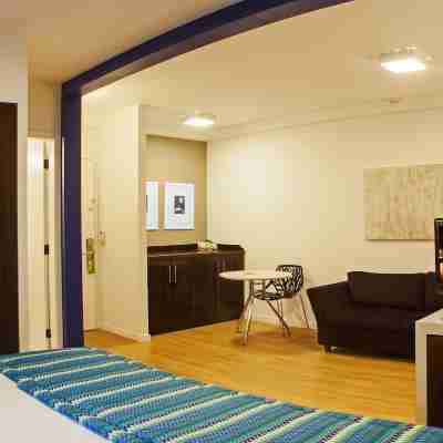 Quality Suites Alphaville Rooms