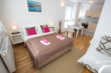 Bled Apartments Отели в г. Блед