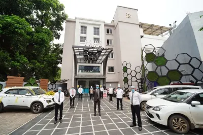 Pride by Samrat Hotel a 