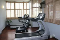 Radisson Blu Atria Bengaluru - С тренажерным залом
