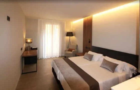 拉瓦爾德拉瑪爾飯店