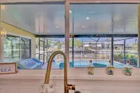 3-BR/2 Bath waterfront home with direct access to Gulf. Pool, kayaks and dock