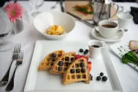 Grand Traverse Resort and Spa - breakfast