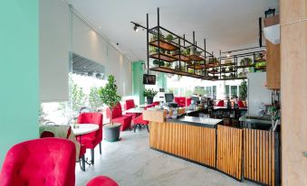 The Crew Hotel Kualanamu International Airport