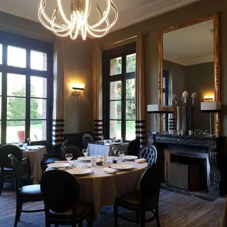 Domaine de Joinville & Spa Отели в г. Э