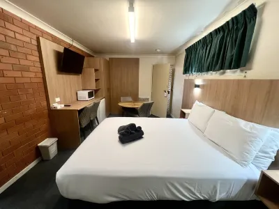 Adrian Motel Hotel di Forbes