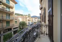 Hanbury 10 in Alassio - vasca da bagno