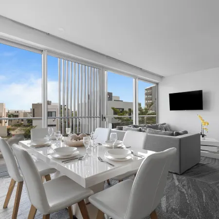 Exclusive Apartment with rooftop pool