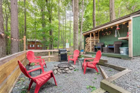 Arrowhead Lake Retreat by AvantStay Shared Pool Game Room Firepit