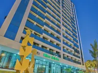 Athos Bulcão Hplus Executive Hotels near South Wing