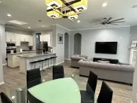 New Spacious 5-Bedroom Home for Large Family Hotels in Garland