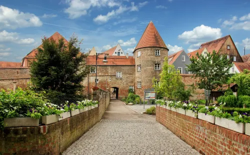 Aparthotel Donaustern Hotels in Kaisheim