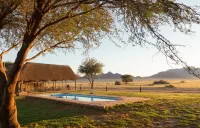 Desert Camp - Pools