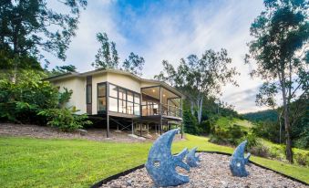 Seclude Rainforest Retreat