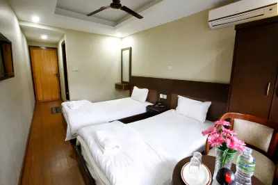 Hotel Nandini Отели в г. Синамангал