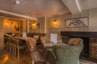 The Three Swans Hotel, Hungerford, Berkshire - Завтрак
