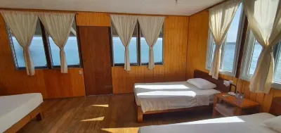 Hotel Catamaran Hotels in 