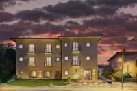 Hotel Corsignano Hotels near Val d'Orcia