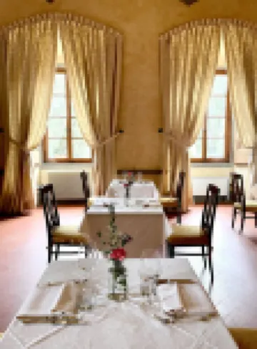 威馳優瑪葉兒城堡酒店