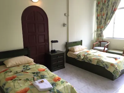 International House Hotels in Gelugor