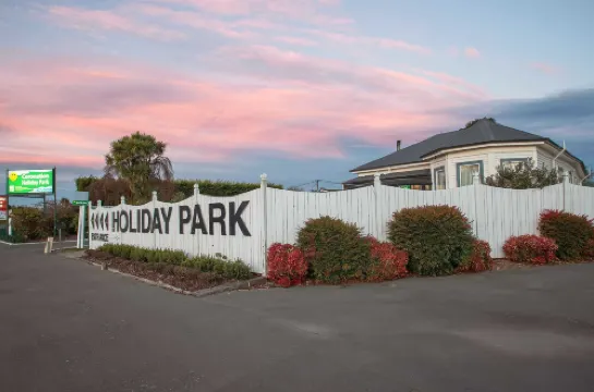 Coronation Park Motels - breakfast