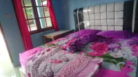 Penginapan Rindu Alam Soala Gogo Hotel dekat Toko Oleh oleh khas silalahi Danau Toba