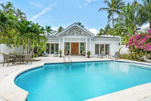 Orchid House - 3-Star
