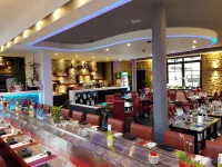 Hotel L'Empire Hotels in Bour