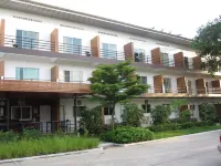 Baansakulpetch Hotel
