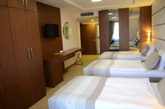 薩法皇家博物館酒店