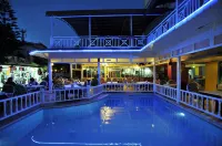 Sun Kiss Hotel