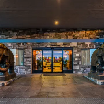 Azure Hotel & Suites, Trademark Collection by Wyndham