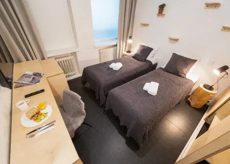 Forenom Hostel Jyväskylä Отели рядом с достопримечательностью «Университет прикладных наук Ювяскюля»