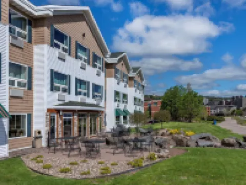 Lift Bridge Lodge, Ascend Hotel Collection Hotels in Duluth