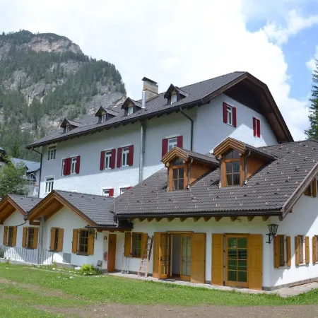 Hotel Croda Rossa