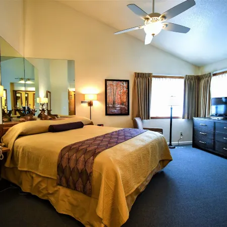 Snow Lake Lodge