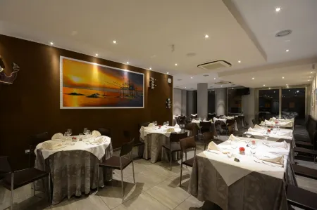 Kiara Residence Отели рядом с достопримечательностью «Porto di Giulianova»