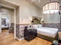 The Talent Hotel Hotels near Roman Ghetto