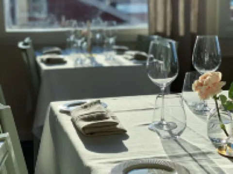 Stora Hotellet I Fjällbacka Hotels in Tanum