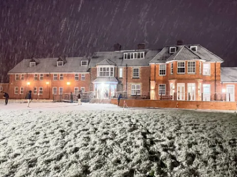 Trivelles Gatwick Hotel & Airport Parking