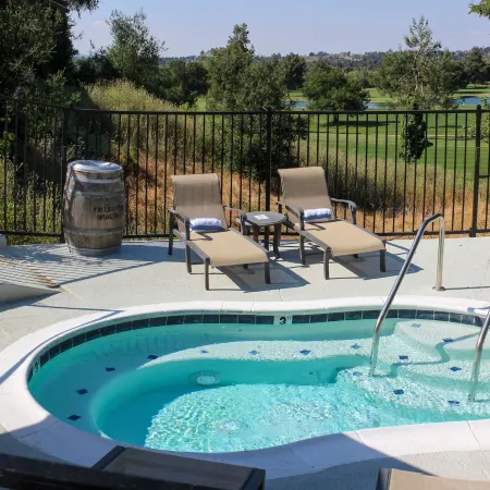 Temecula Creek Inn