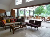 Ronia Mountain Villa Lembang