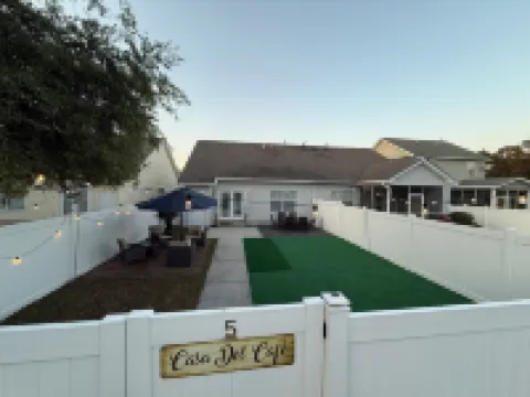 Lowcountry Coffee Cottage in Bluffton  10 Min to Hilton Head Family and Friendly