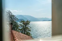 La Porta Rossa by Wonderful Italy Hotels in Varenna