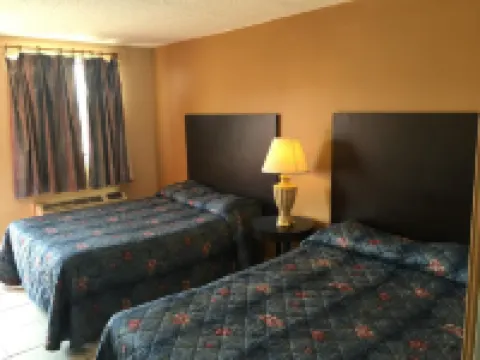 Cloud 9 Inn