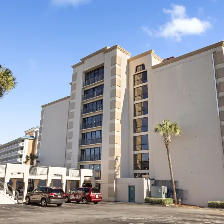 Ocean Crest Inn and Suites