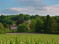 Manor Farm Courtyard Cottages Hotels in Thatcham