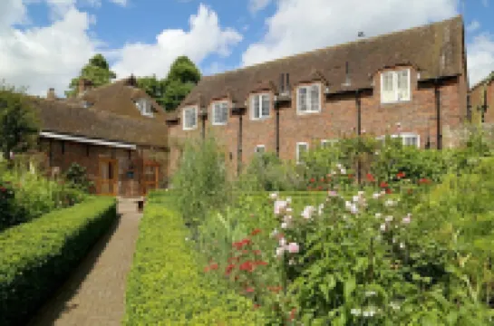 Leeds Castle Stable Courtyard Bed and Breakfast โรงแรมใน