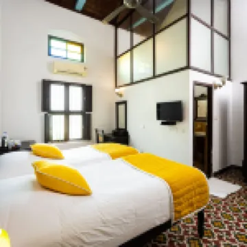 Bloom Boutique Waterfront Fort Kochi Hotel dekat Kuil Jain