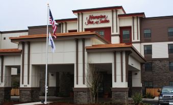 Hampton Inn & Suites DuPont